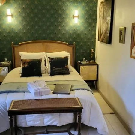 Raffaella Bed and Breakfast Les Albres