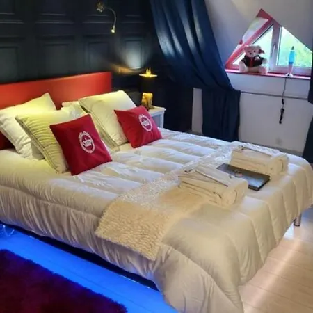 Raffaella Bed and Breakfast Les Albres