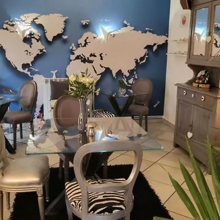 Raffaella Les Albres