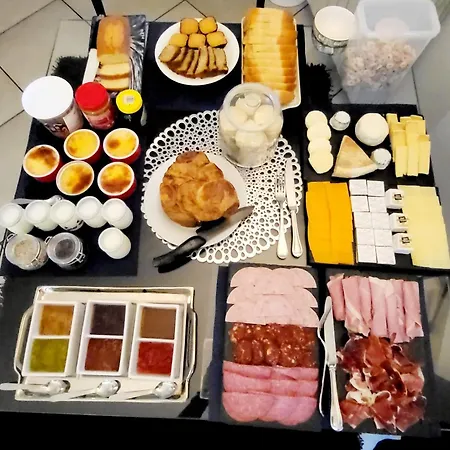 Bed and Breakfast Raffaella Les Albres